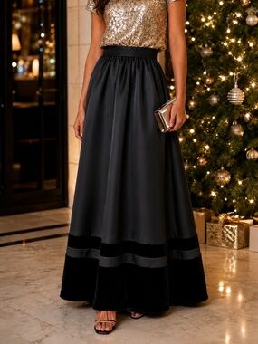*FIRM PRICE* VTG Oleg Cassini for Neiman Marcus Black Satin & Velvet Maxi Skirt